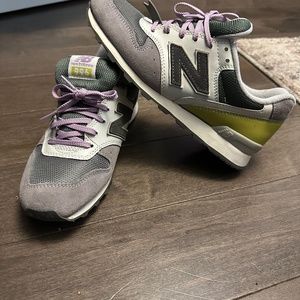 EUC New Balance 996 Women’s Running Shoes